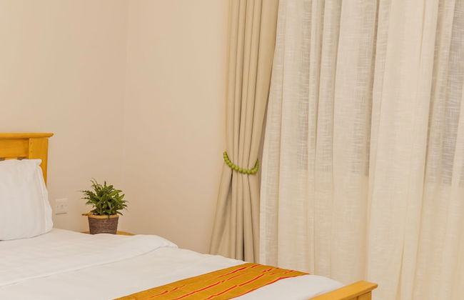 Greenleaf Residence - Photo 2