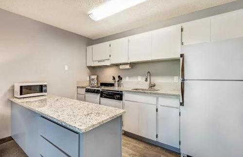 Riverfront Condo Next to Park and Downtown Bend - Foto 4