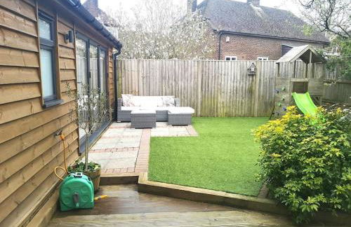 Stylish apartment in Horsham with parking and own entrance - Foto 3