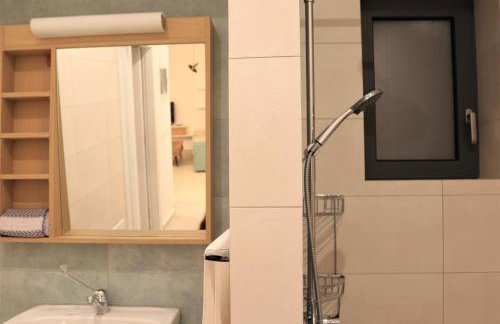 Silver Cozy Getaway - 3 Pearls Pool Retreat - Photo 13