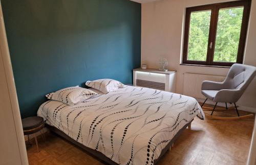 Family home - Photo 5