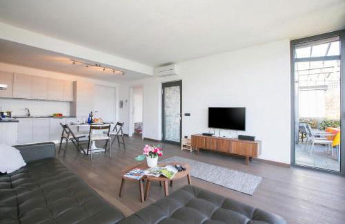 Penthouse-LakeView-AC-Private Garden - Foto 6