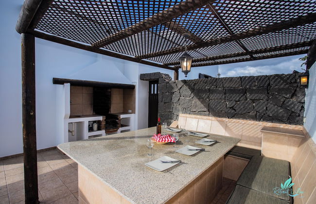 3 Bed Villa - Pool, Terrace, Bbq, Near Beach - Foto 33