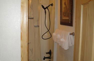 Mountain Harbor two bedroom Lodge cottage - Foto 10