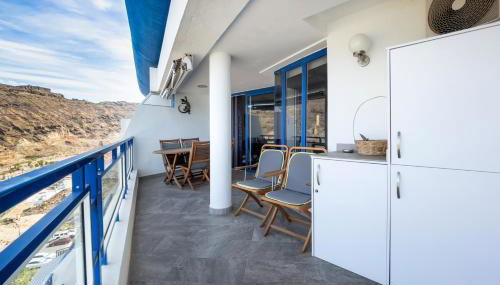 Stunning Views Guaranteed - Photo 3