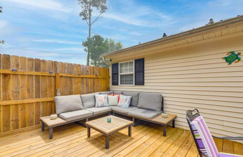 7 Mi to Beach! Sneads Ferry Family Home with Hot Tub - Foto 26