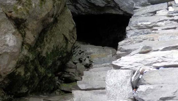 Rila Monastery + Cave of Saint John Day Trip - Photo 5