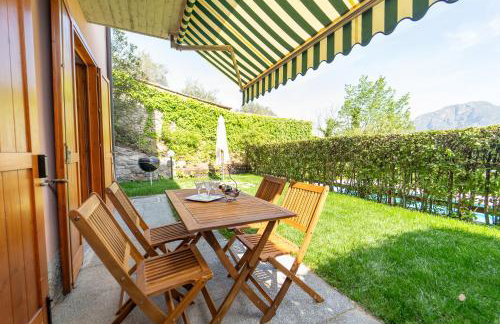 Casa con parcheggio, piscina giardino, barbecue - Foto 14