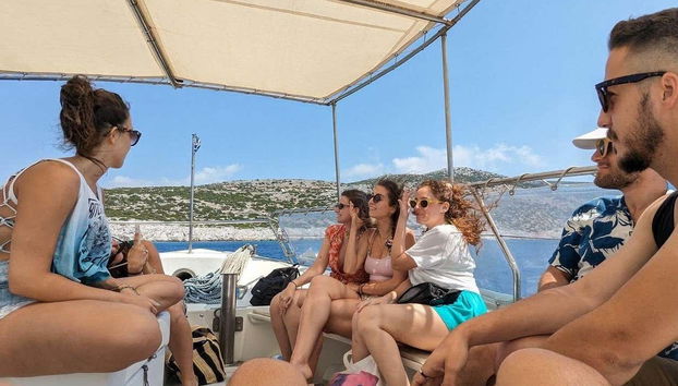 Koutsomitis, Kounoupa & Red Rock Day Trip - Photo 5, A perfect plan with friends