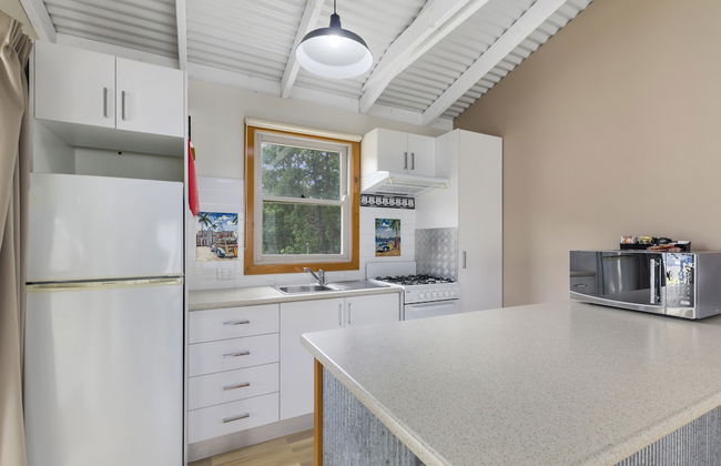 Wairo Beach Holiday Park - Photo 35