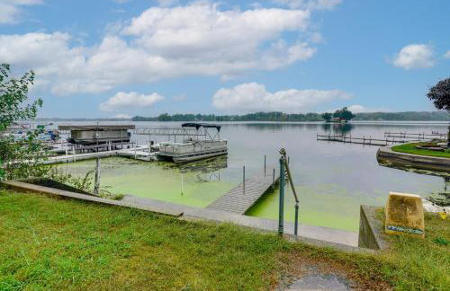 Webster Lake Home with Patio about 3 Mi to Town! - Foto 1