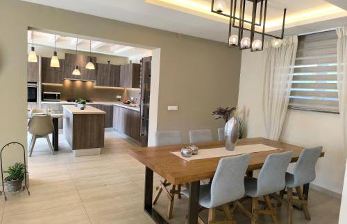 Luxury Villa Matzourana with Private Pool - Foto 6