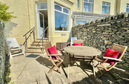 24 CLIFF APARTMENT-3 BED-GROUND FLOOR-SEA VIEWS - Photo 29