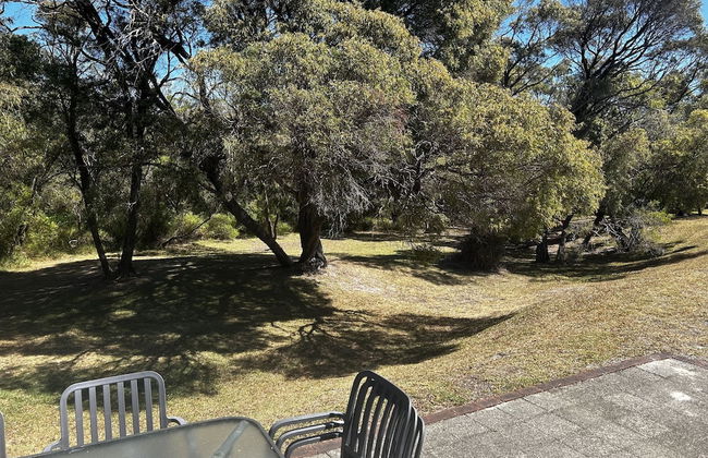 Emu Beach Chalets - Photo 35