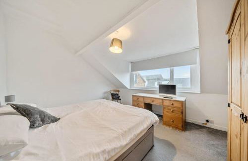 Central Filey Family Cottage for Groups with Super King Bedroom and Bunk Room - Foto 9