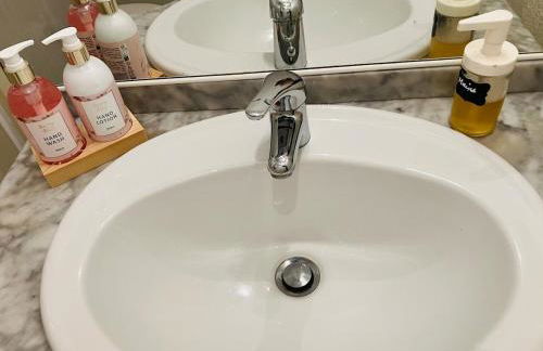 Studio bien situé - Proche Centre Bd Jules Verne - Foto 2