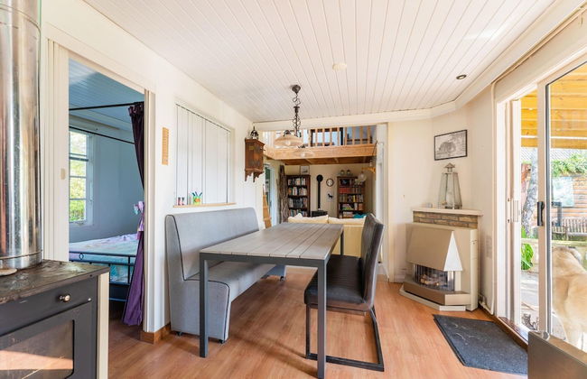 Amazing Holiday Home With Spacious Garden - Photo 17