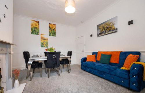 Cosy Four Bedroom Terrace Rishton - Foto 6