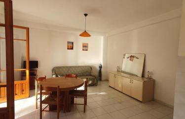 VILLA MARELUNA - near the beach , family residence pet friendly ! - Foto 9