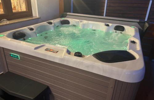 Holiday home Marta in nature with jacuzzi - Photo 6