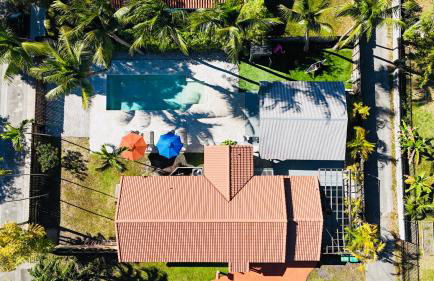 Heated Pool Tropical House with Summer Kitchen 3BR- Oasis in Miami! - Foto 11