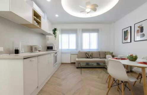 AR Embajadores 2 habitaciones acogedor y céntrico - Foto 1