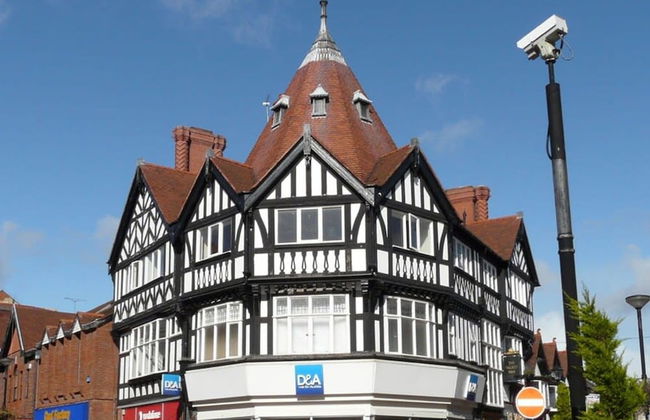 Wrexham Central Stay Apartment Seven - Photo 23