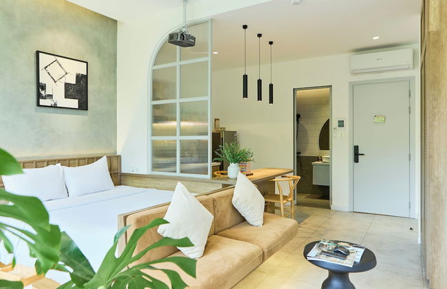 KIN WANDER TAN PHONG, THE MOONAGE - Foto 22