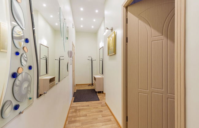 Feelathome on Lower Nevsky - Photo 30