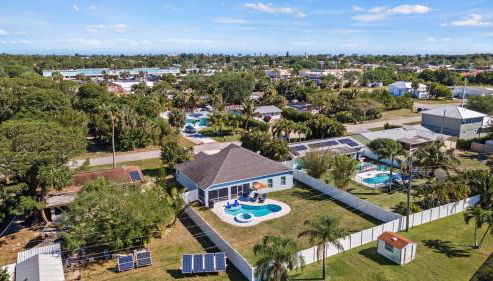 Gem of Jensen Beach - Foto 3