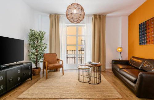 Arte Chic Apartamento de 3 Habitaciones en el Centro Historico - Photo 1