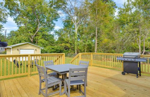 3 Mi to Camp Lejeune Home with Fire Pit and Grill! - Foto 26