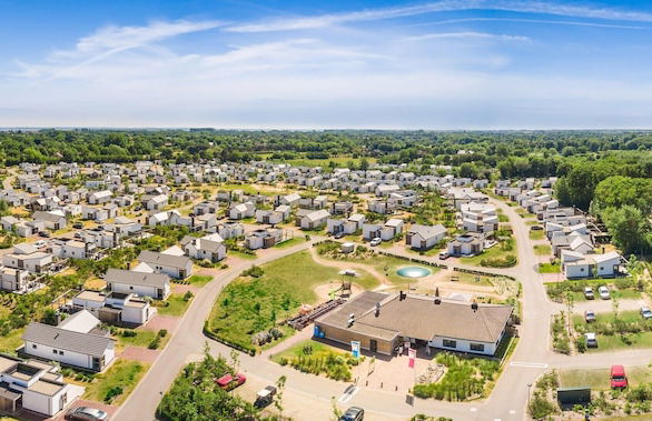 Detached Single Story Holiday Home Near the Sea - Photo 15