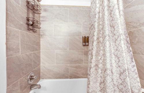 Historic Studio Near Trinity College with Fast WiFi - Foto 9