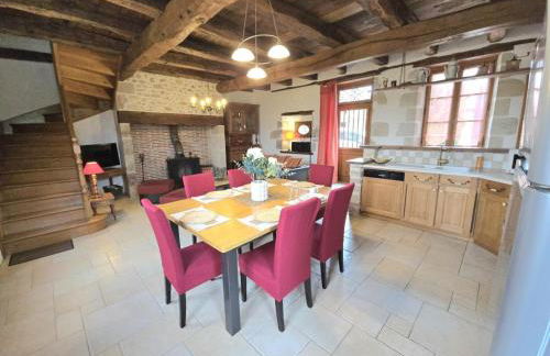 Charmante maison à Hautefort avec piscine privée, animaux admis - FR-1-616-514 - Foto 4