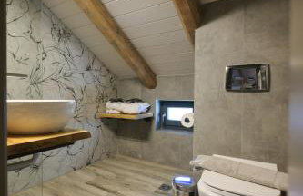 Wild Lavender Mountain Resort - Photo 29