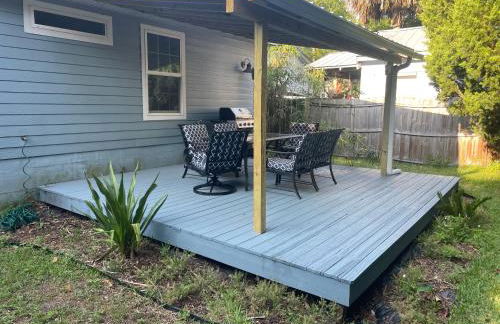 Modern, Upscale, and New Blue Bungalow in the heart of Downtown St Augustine - Foto 4