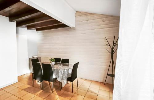 Appartement confortable avec parking et terrasse - Foto 14