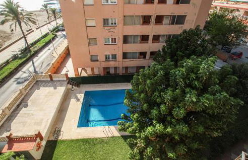 4 Bedroom Lovely Apartment In Cunit - Foto 2