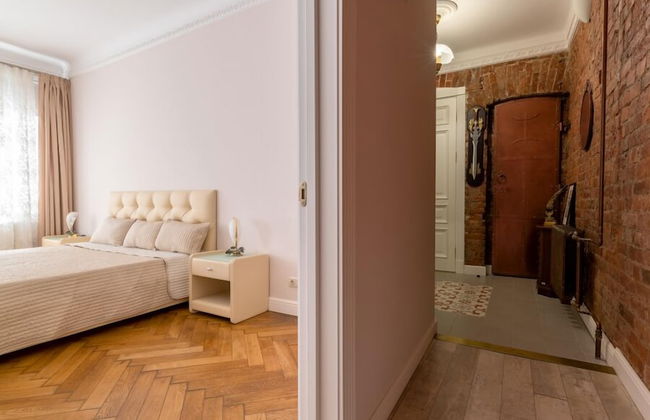 Spb2Day Ulyana Gromova pereulok 8 - Foto 4