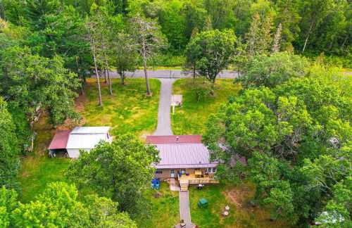 Hayward Home with Private Deck, Fire Pit and Kayak! - Foto 37