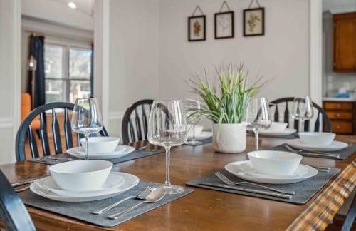 ~Spacious / Cozy / Sleeps 8+ Near MTSU and Siegel - Foto 6