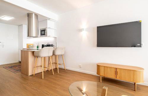 Charming Estoril Apt One Min Walk to the Beach - Foto 19