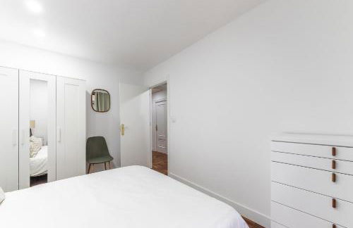 Charming 4 Double Bed Steps from the Old Town - Foto 18