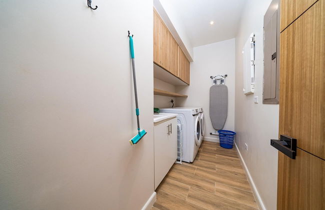 Tropical Brand new 4 BR gem in Potrero Near Beach - Casa Marzo - Photo 31