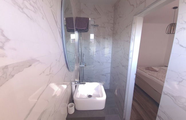 Impeccable 2-bed Apartment in Rab - Foto 19