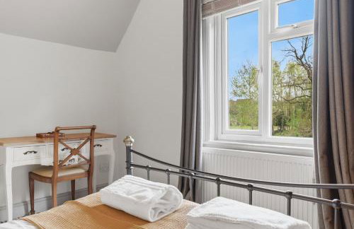 2-Bedroom Cottage Sleeps 5 Free Parking - Foto 24