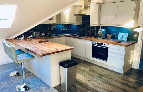 Luxury Penthouse near Swanage Beach and Town - Photo 1