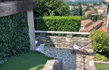 Lake and Guzzi view - Holiday Home - Foto 37