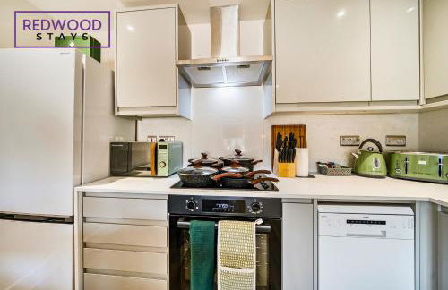 Brand New Town Center, Free Fast WiFi, Balcony By Redwood Stays - Foto 132